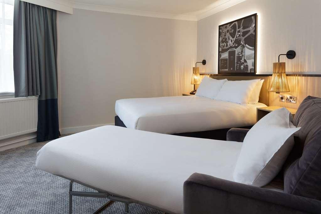 Hotel Doubletree By Hilton London Elstree Borehamwood Habitación foto
